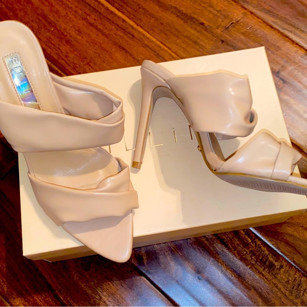 Beautiful Billini Shoes